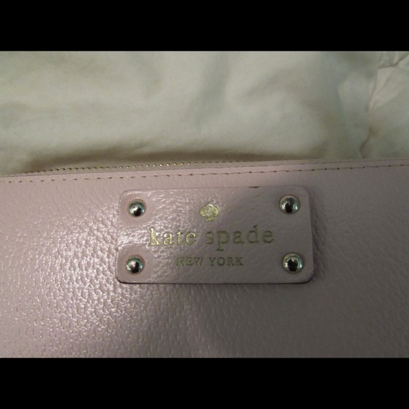 Pink Kate spade wallet - Picture 2 of 4